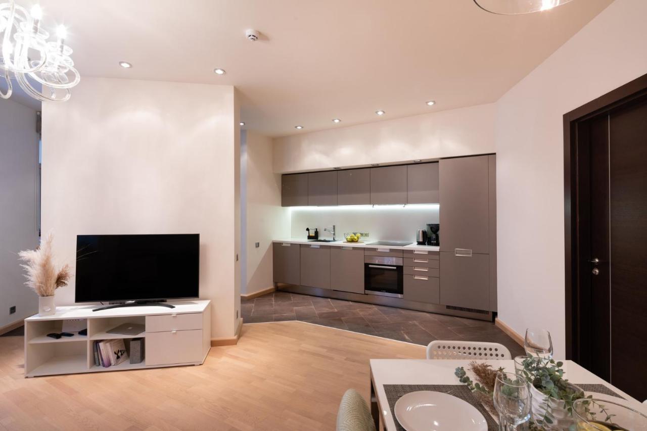 Old Riga Two Bedroom Apartment With 2 Bathrooms Экстерьер фото