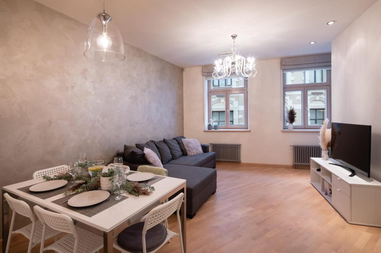 Old Riga Two Bedroom Apartment With 2 Bathrooms Экстерьер фото