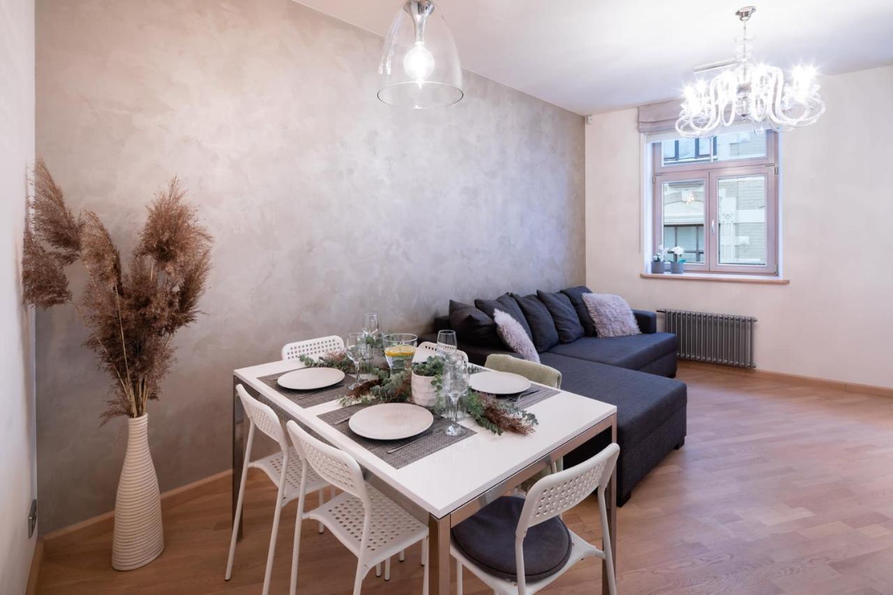 Old Riga Two Bedroom Apartment With 2 Bathrooms Экстерьер фото