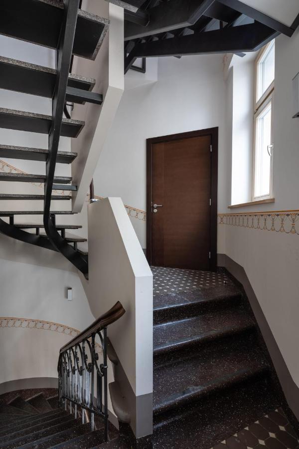 Old Riga Two Bedroom Apartment With 2 Bathrooms Экстерьер фото
